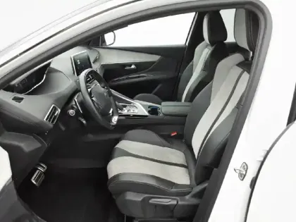 Photo 10 Peugeot 3008  Hybrid 225 e-EAT8