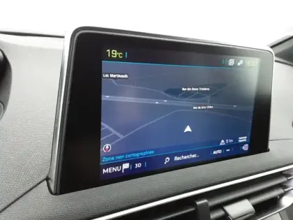 Photo 23 Peugeot 3008  Hybrid 225 e-EAT8