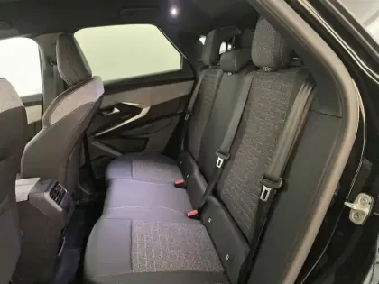Photo 8 Peugeot 3008  Hybrid 145 e-DCS6