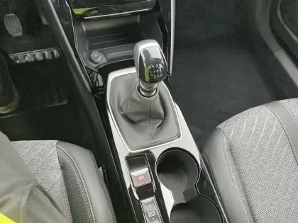 Photo 14 Peugeot 2008  100 S&S BVM6