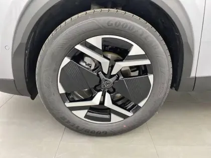 Photo 5 Peugeot 2008  100 S&S BVM6