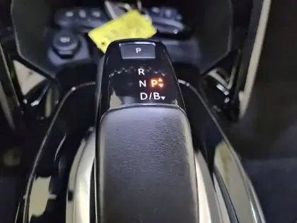 Photo 13 Peugeot 208  ELECTRIQUE 50 KWH 136