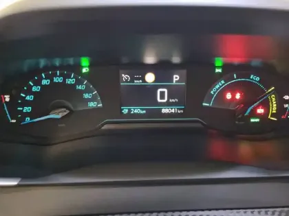 Photo 31 Peugeot 208  ELECTRIQUE 50 KWH 136