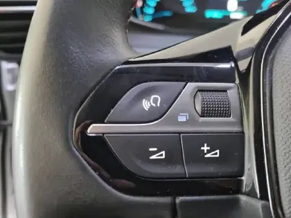 Photo 61 Peugeot 208  ELECTRIQUE 50 KWH 136