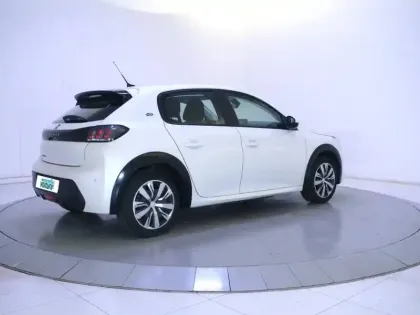 Photo 3 Peugeot 208  ELECTRIQUE 50 KWH 136