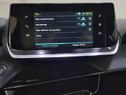 Photo 54 Peugeot 208  ELECTRIQUE 50 KWH 136