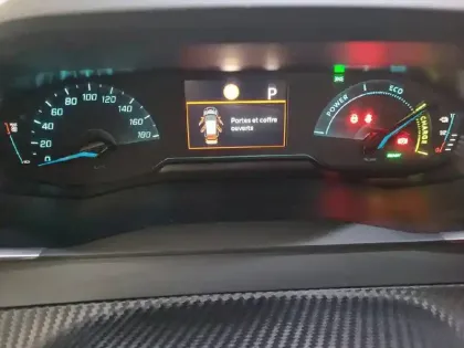 Photo 43 Peugeot 208  ELECTRIQUE 50 KWH 136