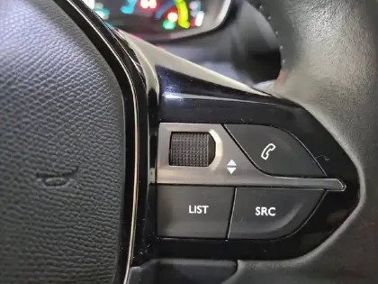 Photo 62 Peugeot 208  ELECTRIQUE 50 KWH 136