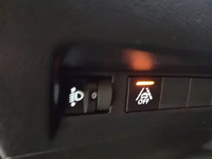 Photo 17 Peugeot 208  ELECTRIQUE 50 KWH 136