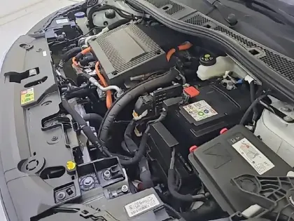 Photo 48 Peugeot 208  ELECTRIQUE 50 KWH 136