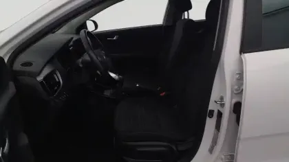 Photo 12 Kia Stonic  1.0 T-GDi 100 ch BVM6