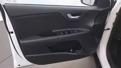 Photo 26 Kia Stonic  1.0 T-GDi 100 ch BVM6