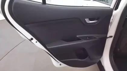 Photo 25 Kia Stonic  1.0 T-GDi 100 ch BVM6