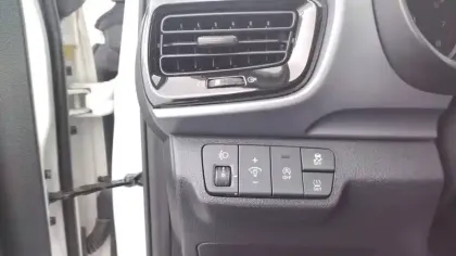 Photo 23 Kia Stonic  1.0 T-GDi 100 ch BVM6