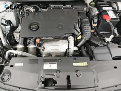 Photo 11 Peugeot 308  BlueHDi 130ch S&S EAT8