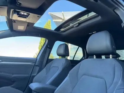 Photo 35 Volkswagen Golf  1.5 eTSI EVO2 150 DSG7