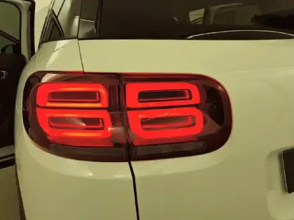 Photo 16 Citroën C5 aircross  BlueHDi 130 S&S EAT8