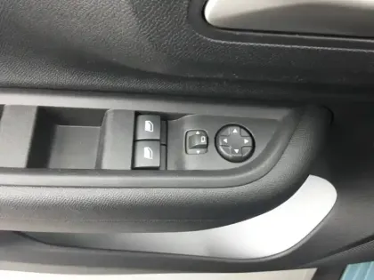 Photo 17 Citroën C3  Turbo 100 ch BVM6