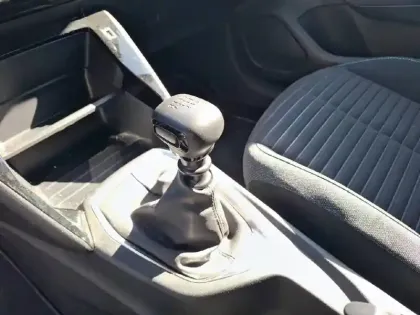 Photo 13 Peugeot 208  PureTech 100 S&S BVM6