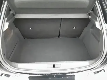 Photo 32 Peugeot 208  PureTech 100 S&S BVM6