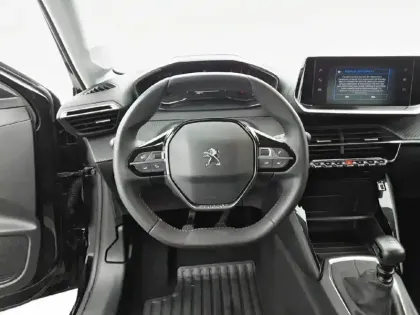 Photo 35 Peugeot 208  PureTech 100 S&S BVM6