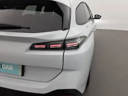 Photo 66 Peugeot 308  SW BlueHDi 130ch S&S EAT8