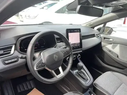 Photo 30 Renault Clio  E-Tech full hybrid 145 ch GSR2