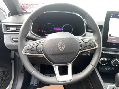 Photo 32 Renault Clio  E-Tech full hybrid 145 ch GSR2