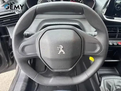Photo 11 Peugeot 208  PureTech 75 S&S BVM5