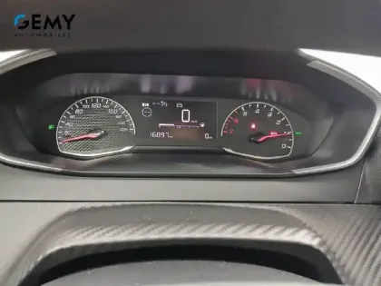 Photo 32 Peugeot 208  PureTech 75 S&S BVM5