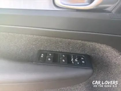 Photo 19 Volvo Xc40  B3 163 ch DCT7