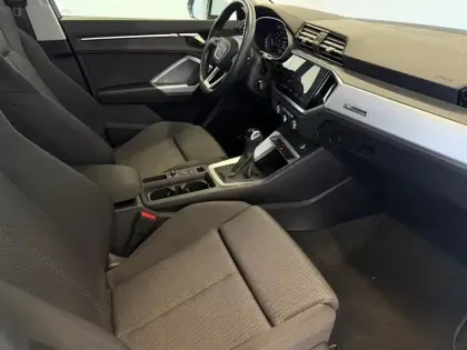 Photo 8 Audi Q3  Sportback 35 TDI 150 ch S tronic 7