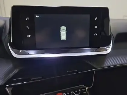 Photo 19 Peugeot 2008  PureTech 130 S&S EAT8