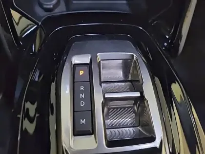 Photo 13 Peugeot 2008  PureTech 130 S&S EAT8