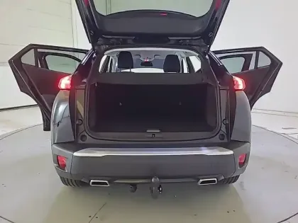 Photo 5 Peugeot 2008  PureTech 130 S&S EAT8