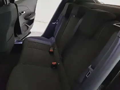 Photo 11 Peugeot 2008  PureTech 130 S&S EAT8