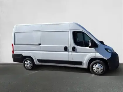 Photo 23 Peugeot Boxer  FGN TOLE 3.3 T L2H2 140 S&S BVM6