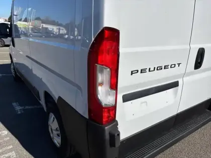 Photo 36 Peugeot Boxer  FGN TOLE 3.3 T L2H2 140 S&S BVM6