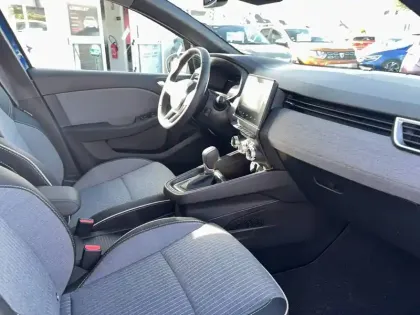 Photo 29 Renault Clio  E-Tech full hybrid 145 ch GSR2