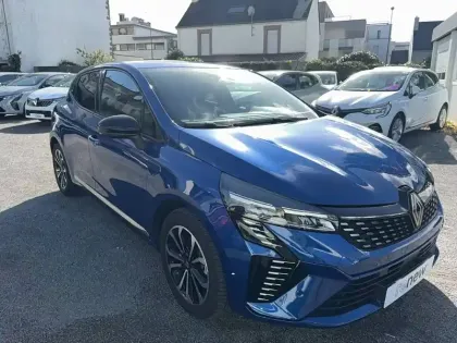 Photo 22 Renault Clio  E-Tech full hybrid 145 ch GSR2