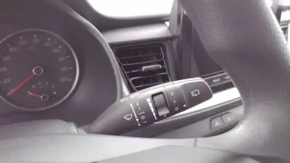 Photo 17 Kia Stonic  1.0 T-GDi 100 ch BVM6