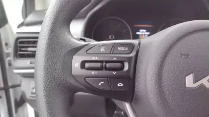 Photo 20 Kia Stonic  1.0 T-GDi 100 ch BVM6