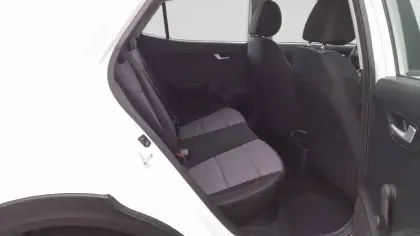 Photo 15 Kia Stonic  1.0 T-GDi 100 ch BVM6