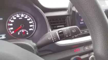 Photo 18 Kia Stonic  1.0 T-GDi 100 ch BVM6