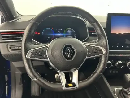 Photo 14 Renault Clio  E-Tech 140 - 21N