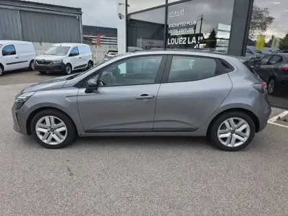 Photo 21 Renault Clio  E-Tech full hybrid 145 ch GSR2