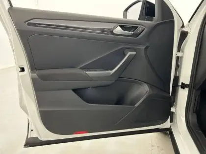 Photo 10 Volkswagen T-roc  1.5 TSI 150 EVO Start/Stop BVM6