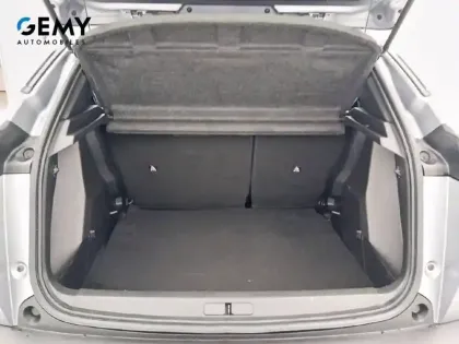 Photo 21 Peugeot 2008  BlueHDi 110 S&S BVM6