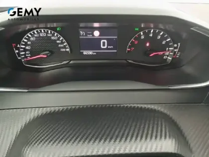 Photo 31 Peugeot 2008  BlueHDi 110 S&S BVM6