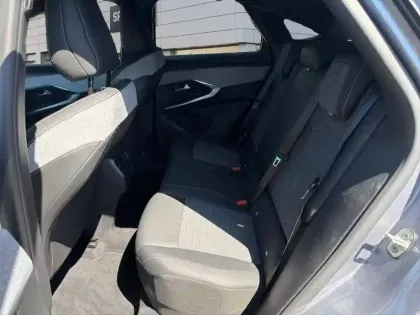 Photo 8 Peugeot 3008  Hybrid 145 e-DCS6